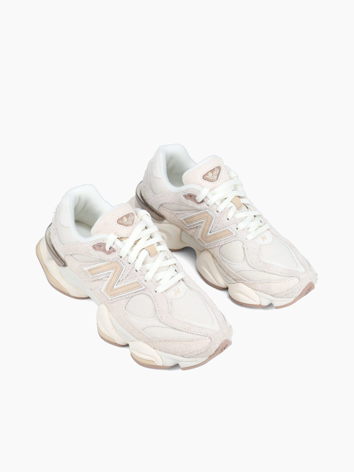 9060 Bisque Seasalt suede Basic Flat Shoes