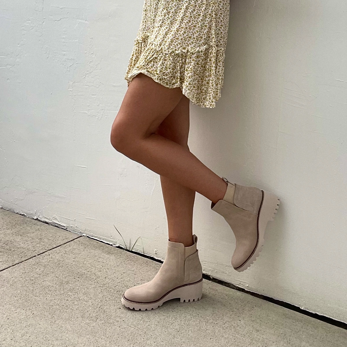 Size 14 Western Boots HUEY H2O BOOTS DUNE SUEDE - re:vita