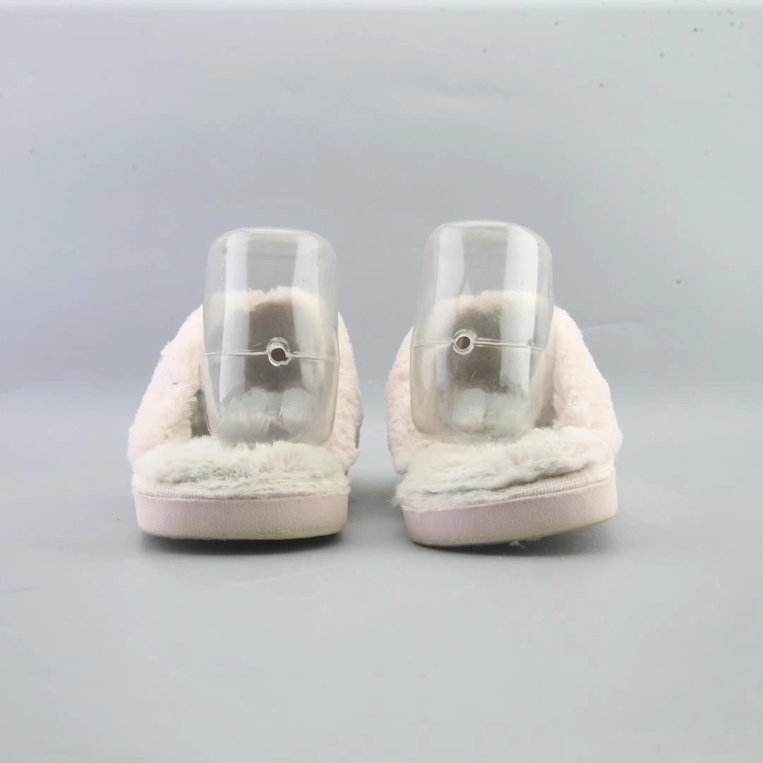 V Logo Slides JESSICA SIMPSON .