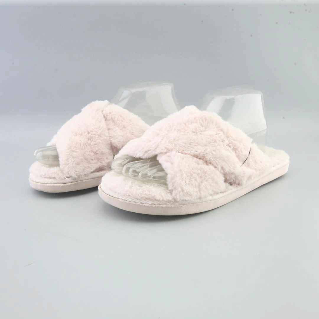 Pom Pom Purin Slippers JESSICA SIMPSON .