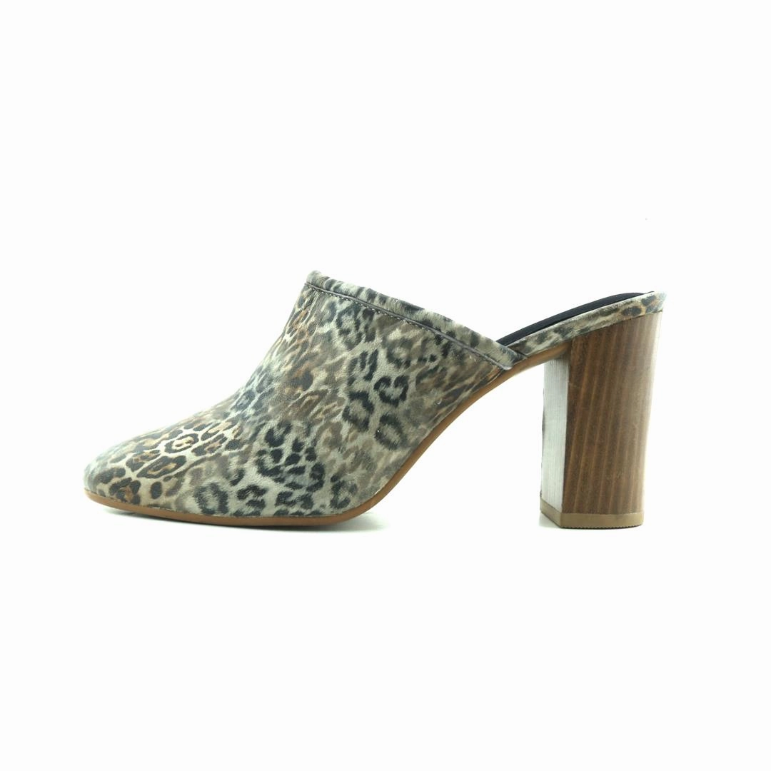 JHONSTON AND MURPHY . Thigh High Boots No Heel