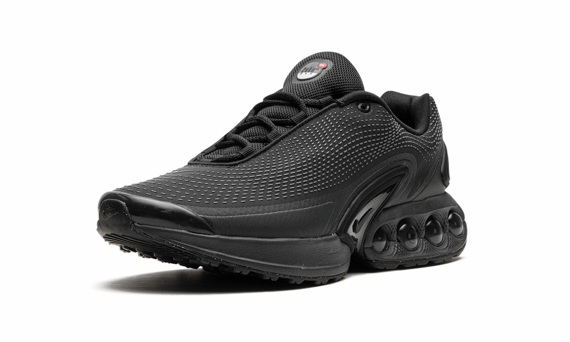 Changing Nike Shoes Air Max Dn "Black"