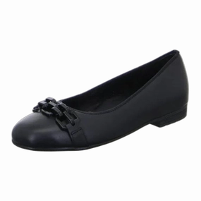 Scout Chain Black Suit With Loafers