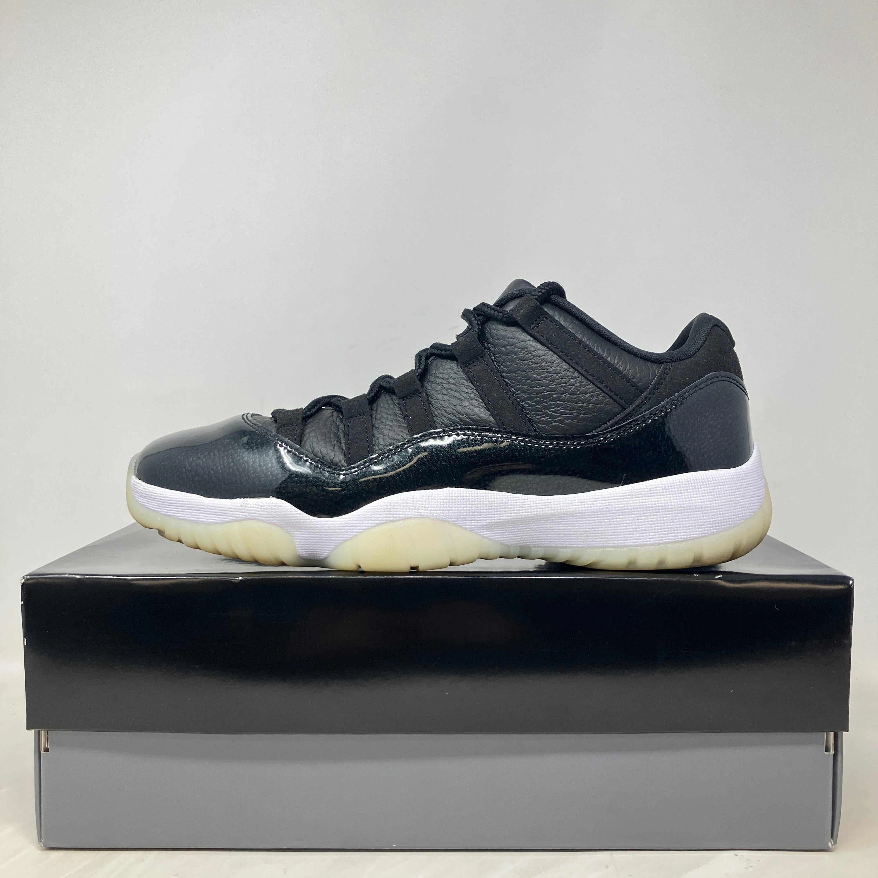 Jordan 11 Retro Low 72-10 Best Grip Spray For Basketball Shoes