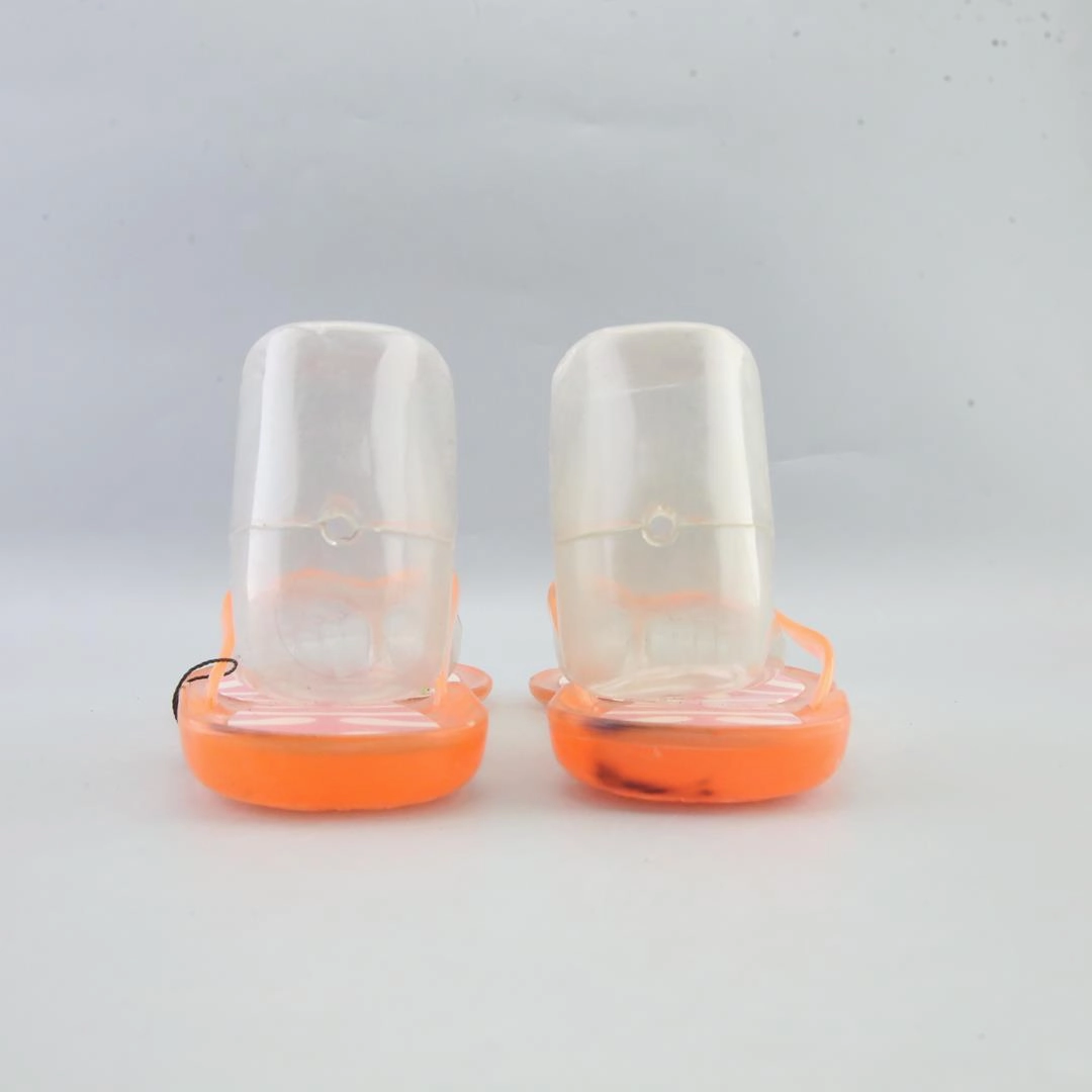 AMERICAN BRAND . Uggs Fluffy Slippers