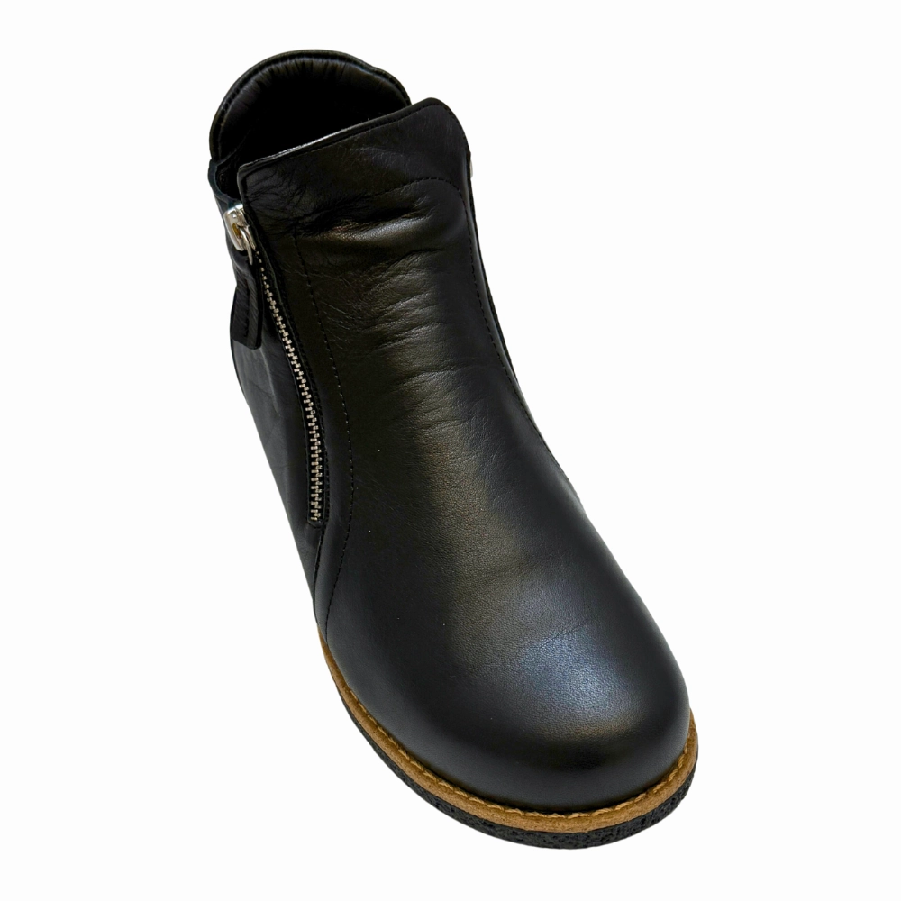 Andrea Conti Izzy 2 Black Leather Boot (Women's) Forever 21 Cowgirl Boots