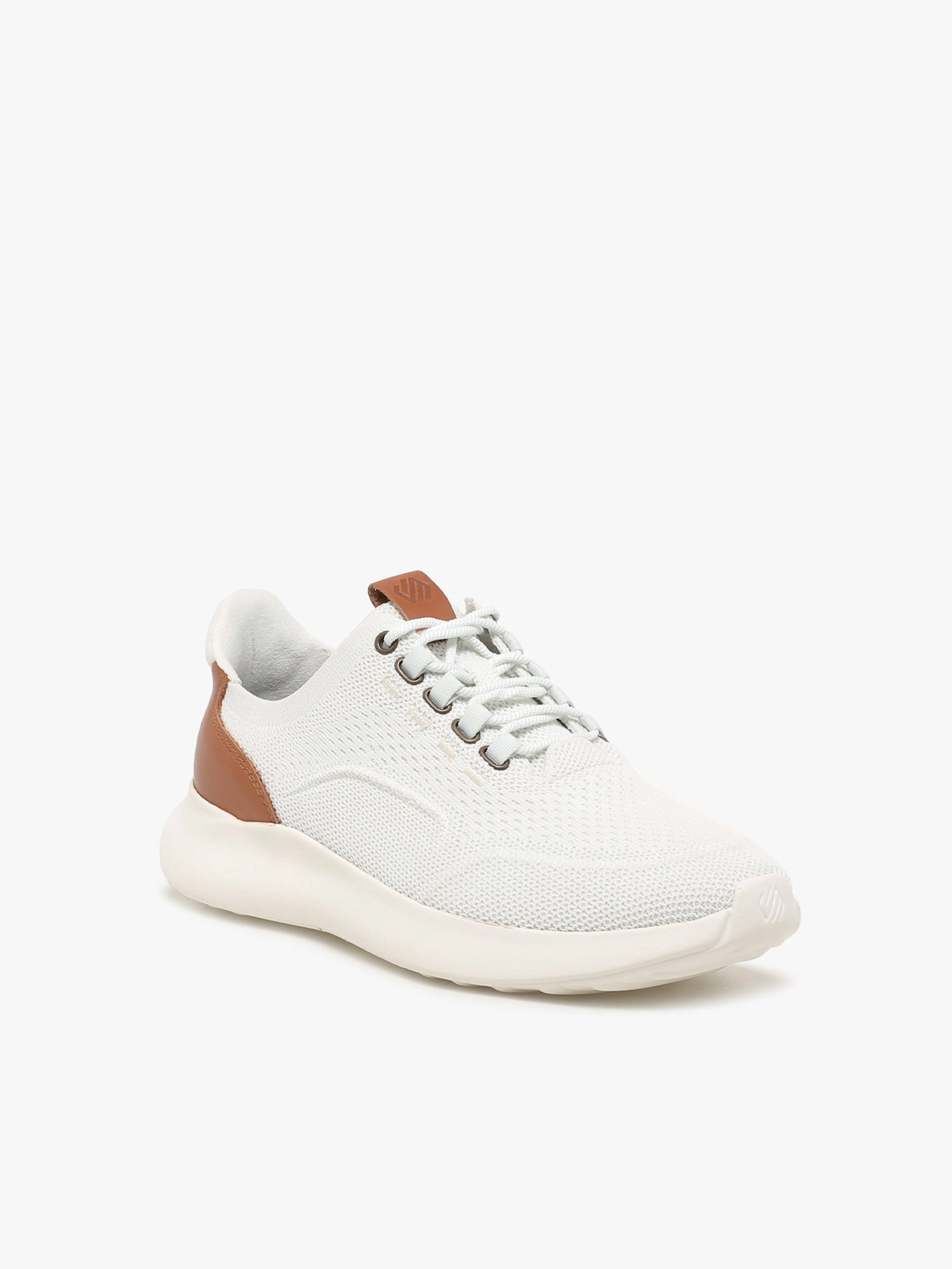 Flat Shoes Size 4 Armhest 2.0 White Knit