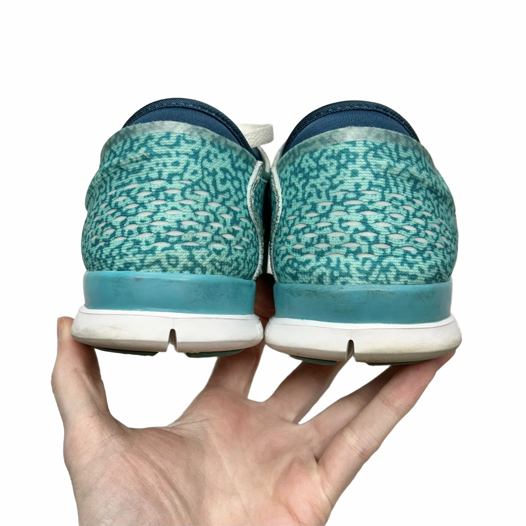 Shoes Athletic By Nike  Size: 8.5 Silver And Nike Shoes