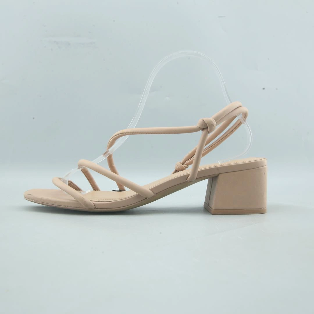 H&M . Smelly High Heels