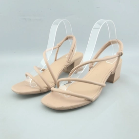 H&M . High Heels And Hardhats