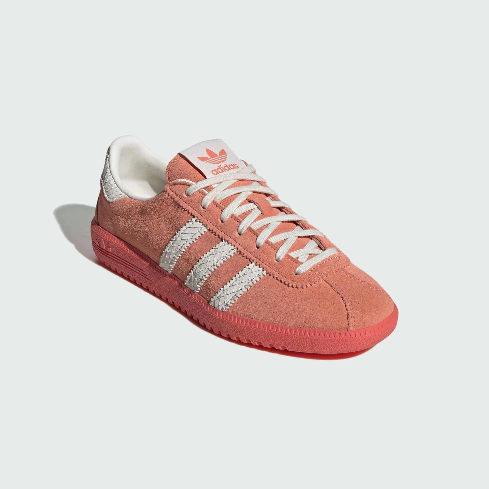 BERMUDA SHOES - Pink / Preloved Scarlet / Cloud White Adidas Hamburg Shoes