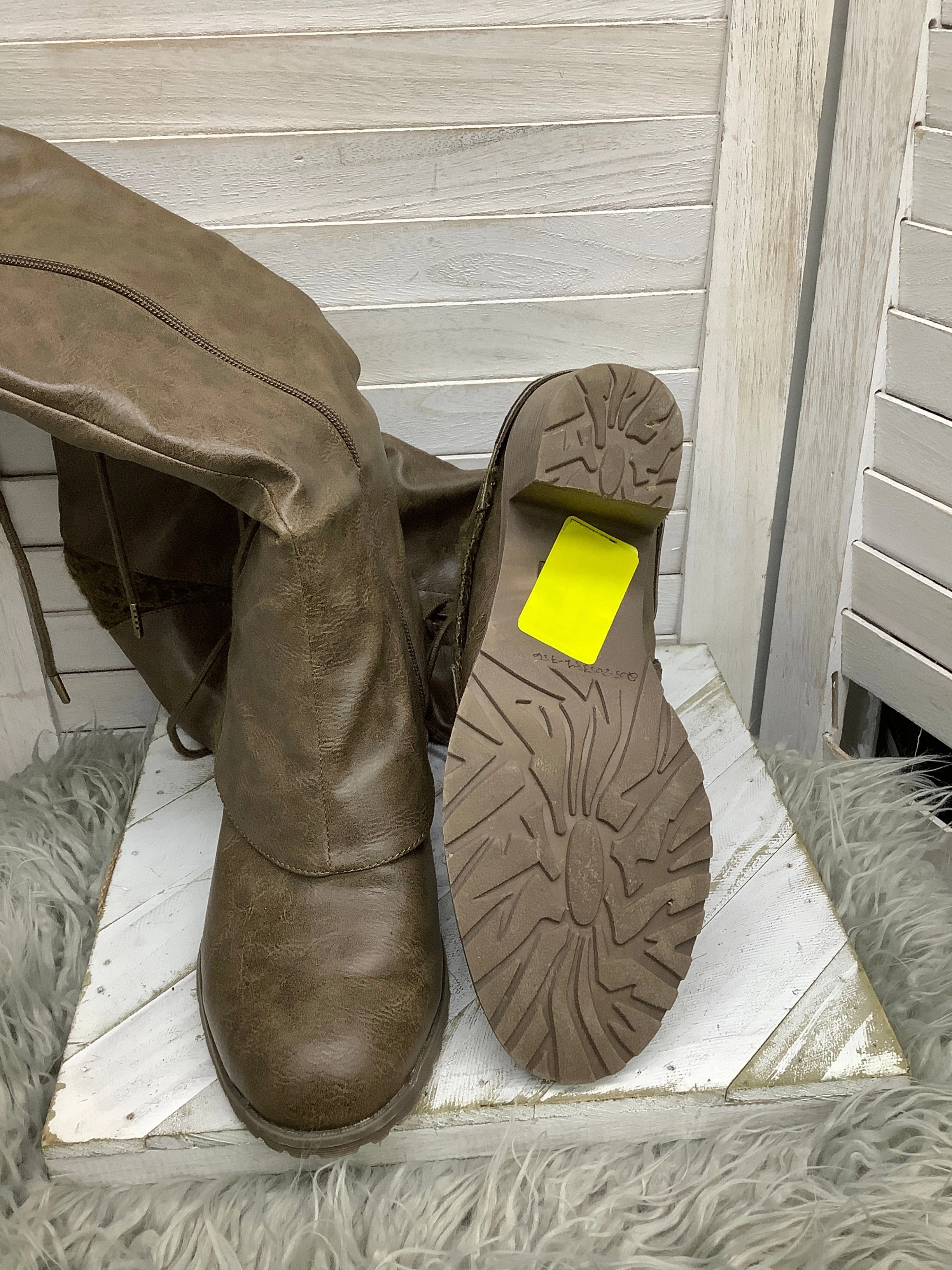 Boots Knee Heels By Clothes Mentor  Size: 11 Extra Wide Boots