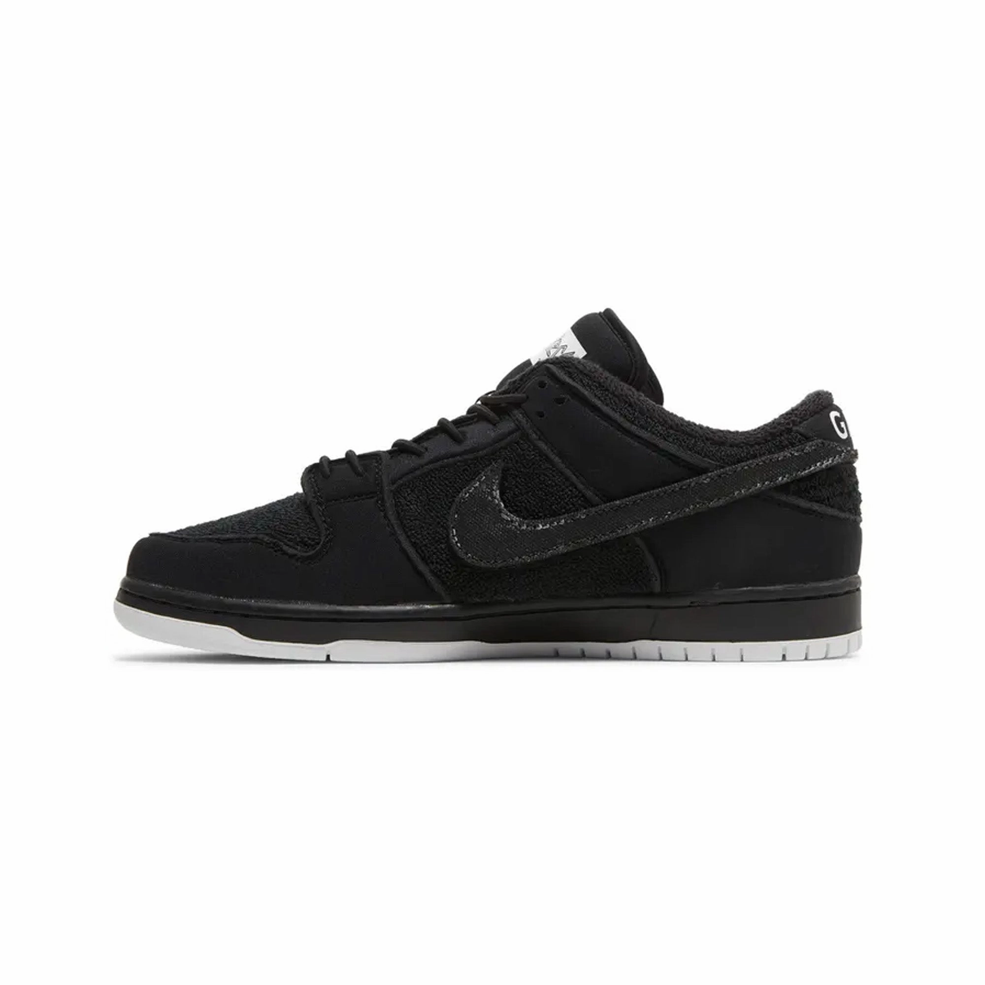 One Piece Nike Shoes Nike SB Dunk Low x Gnarhunters 'Black' (2022)