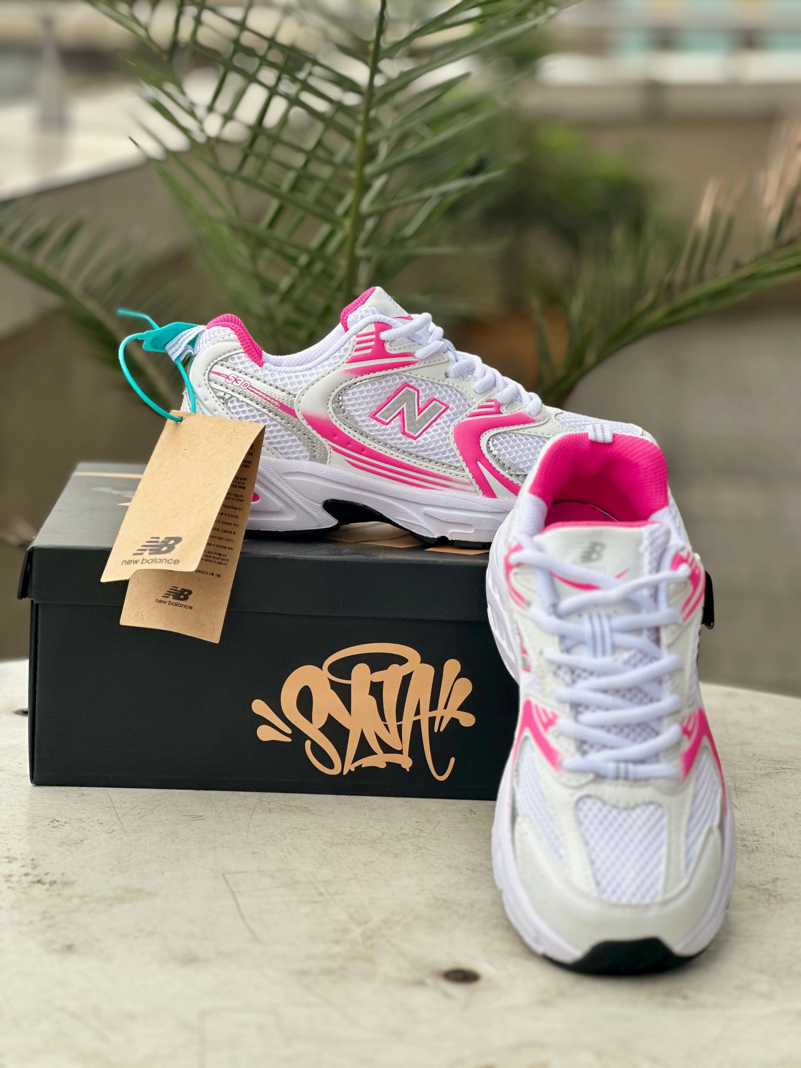 New Balance 530 Silver,white & Pink Running Sneakers Exclusive Sneakers