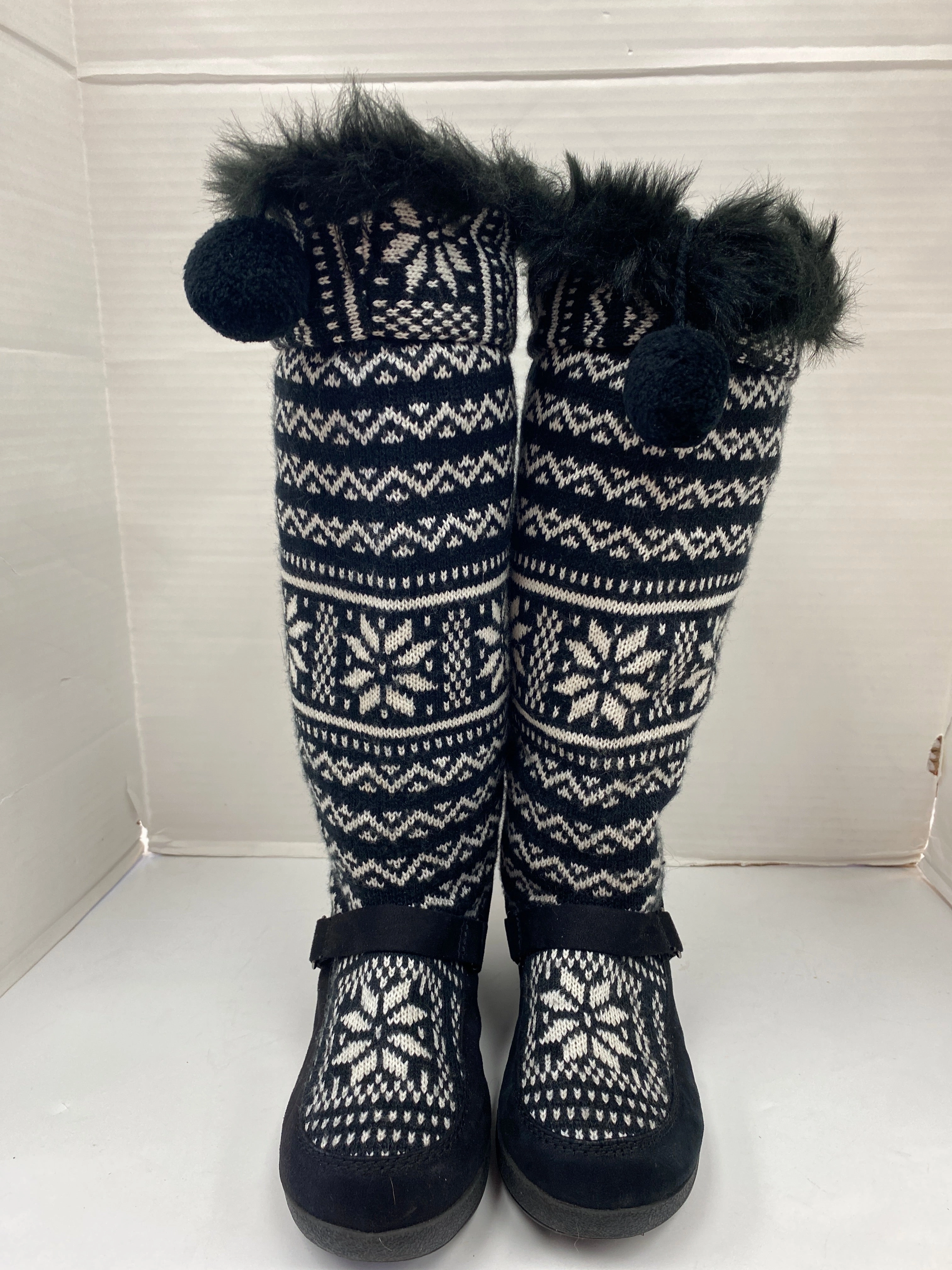 Laceless Boots Boots Knee Heels By Clothes Mentor In Black & White, Size: 9