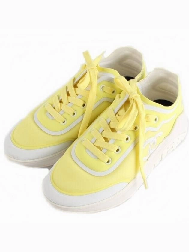 cc logo sneakers yellow 37 Chanel Size 8 Sneakers