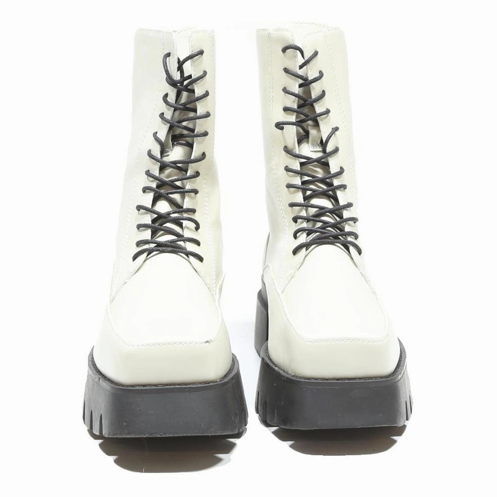 CHARLES & KEITH Womens Lace-Up Ankle Boots Leather Cream UK 4 Chunky Sole Fischer Boots