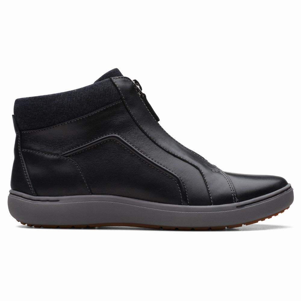 Clarks Nalle Lo AP Black Leather Boot (Women's) Ww2 Boots