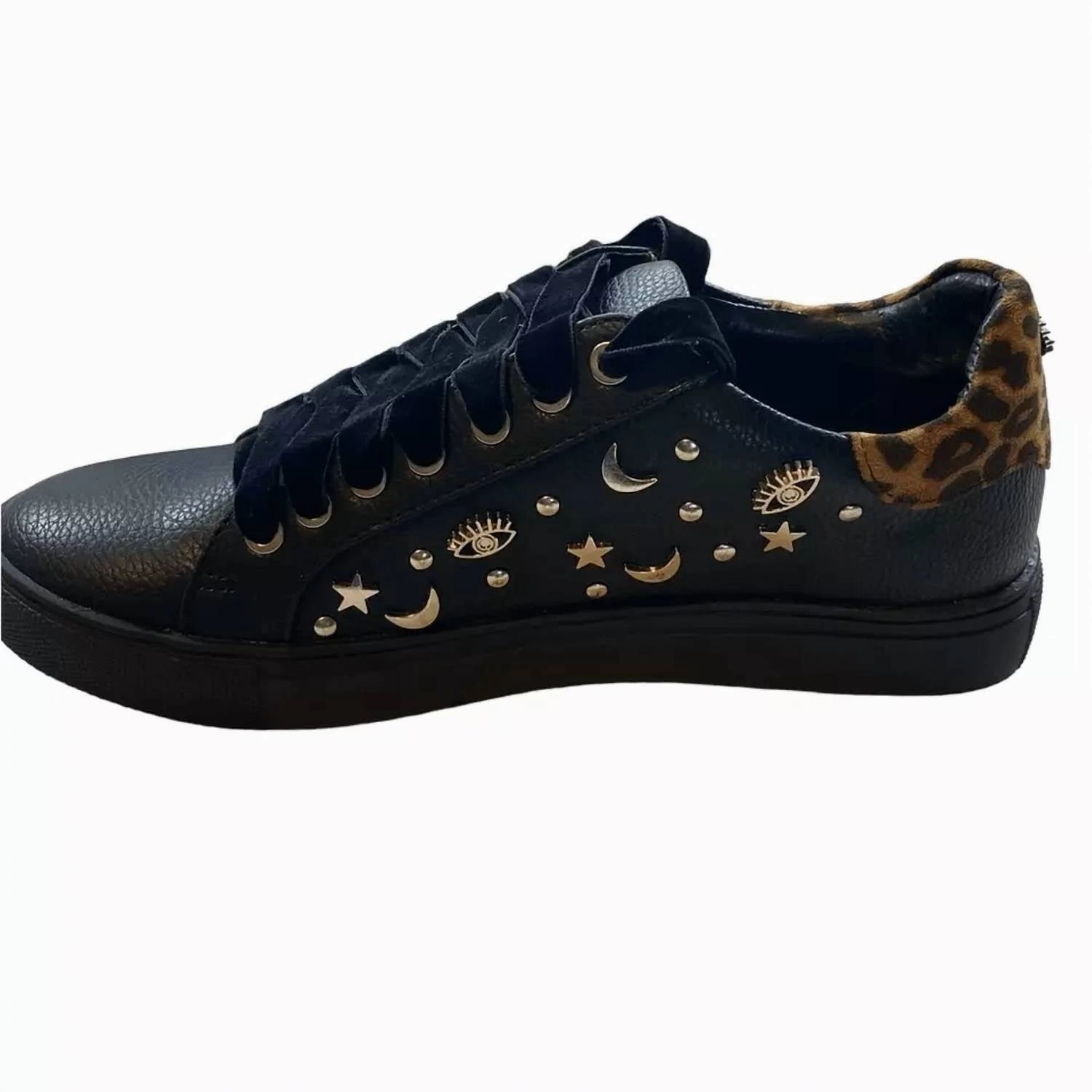 Clark Sneakers Embellished With Stars Moons In Black/leopard White Converse Platform Sneakers