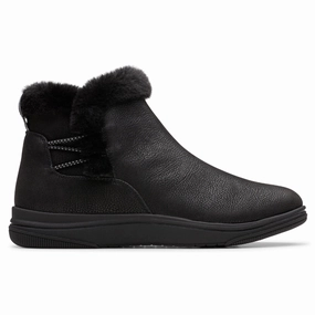 Clarks Breeze Fur Black Combi Boot (Women's) Cactus Work Boots