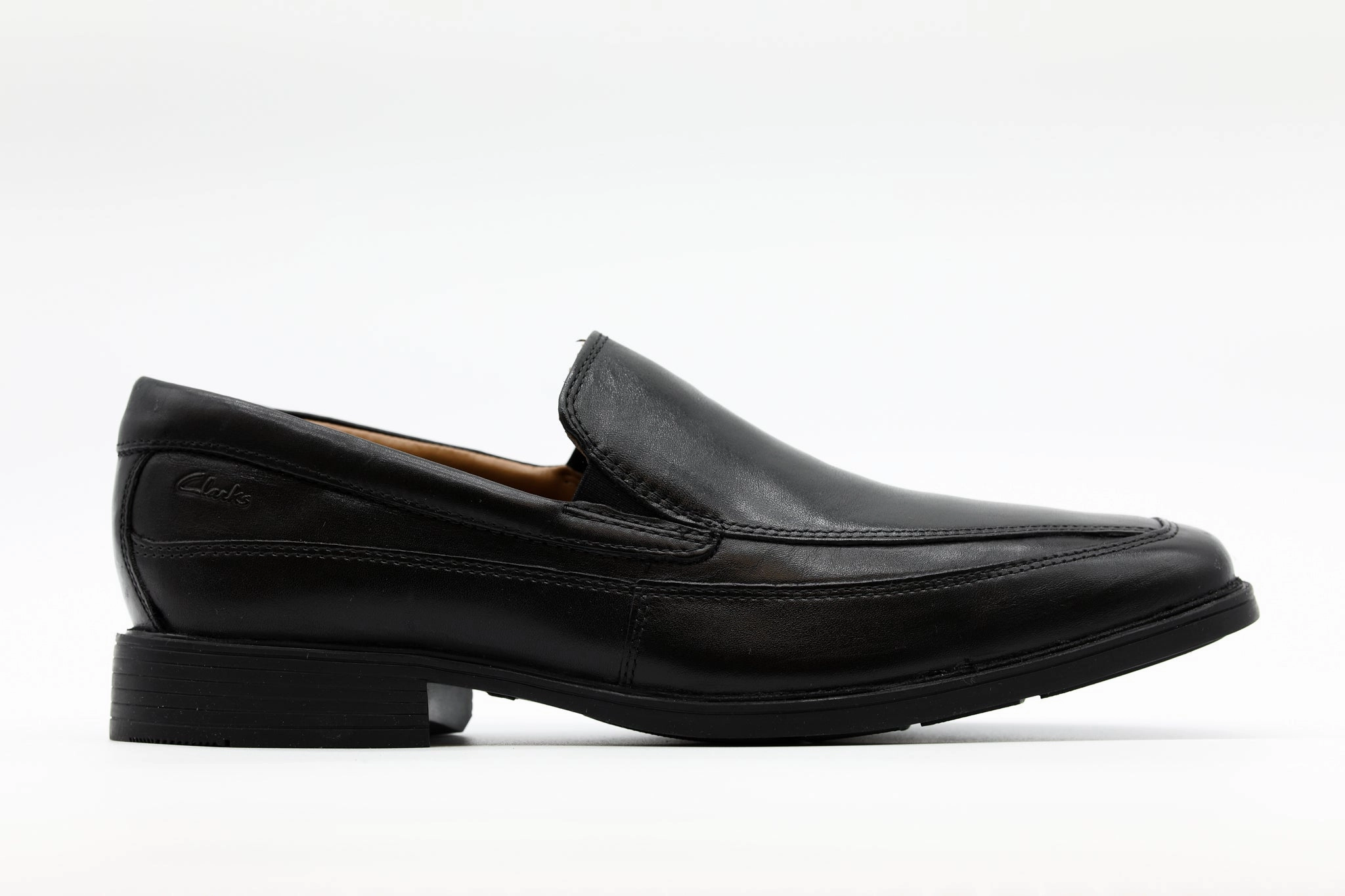 CLARKS Tilden Free Dress Shoes For Jeans