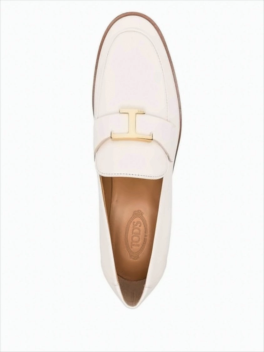 Loafers Styled Smooth Leather Loafers With Subtle Metallic Accent