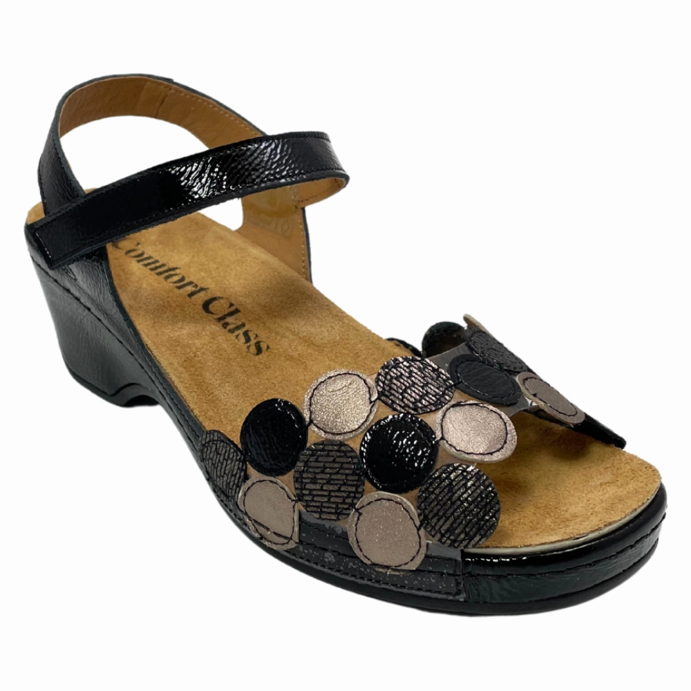 Maxi Dress Shoes Comfort Class Belmont Kristal Black Sandal (Women's)