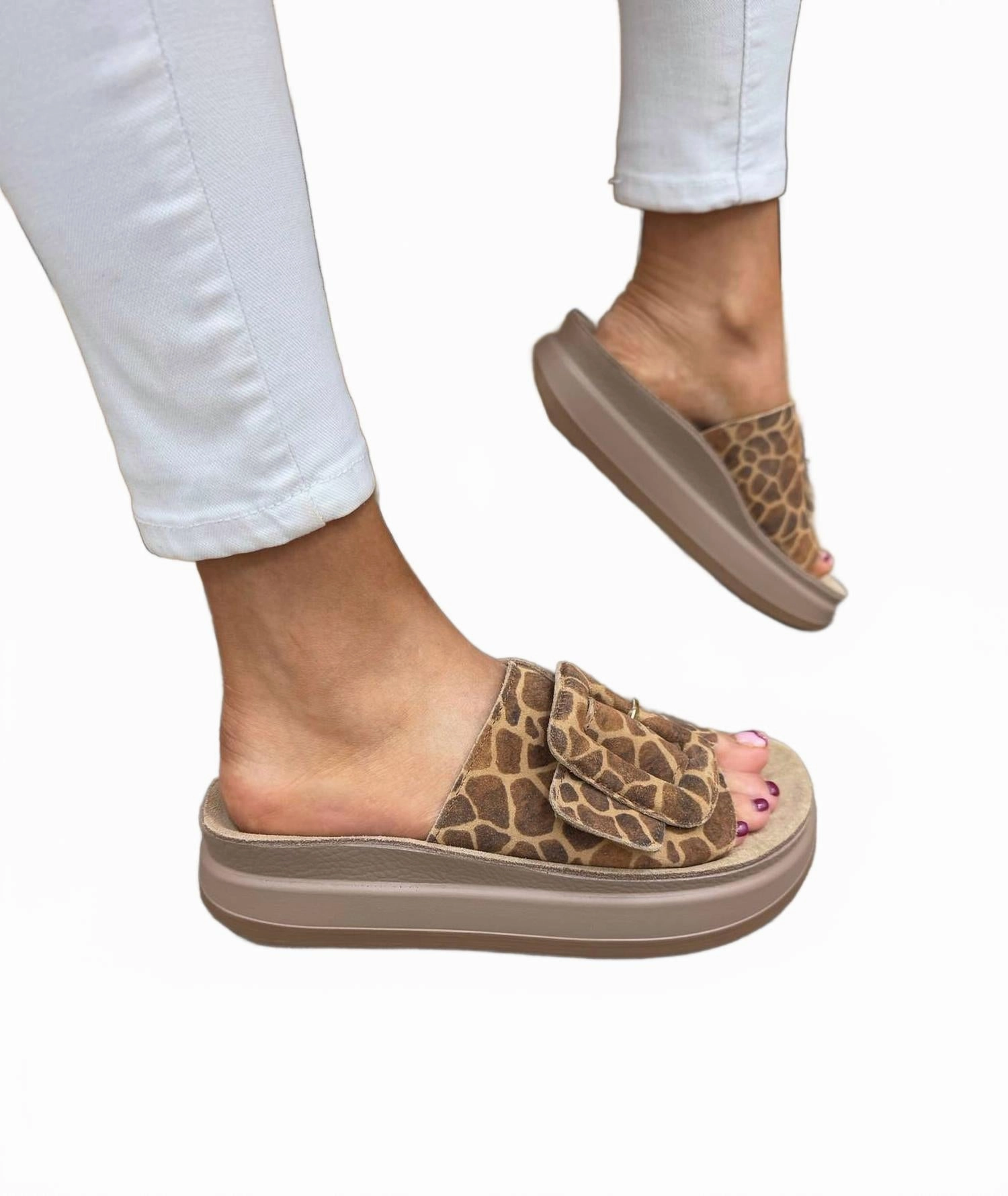 Ugg Boot Sandals Women's Vasileia Sandals In Tampa Giraffe