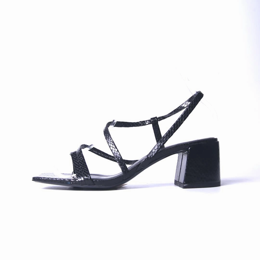 ZARA. . Giant High Heel Shoe