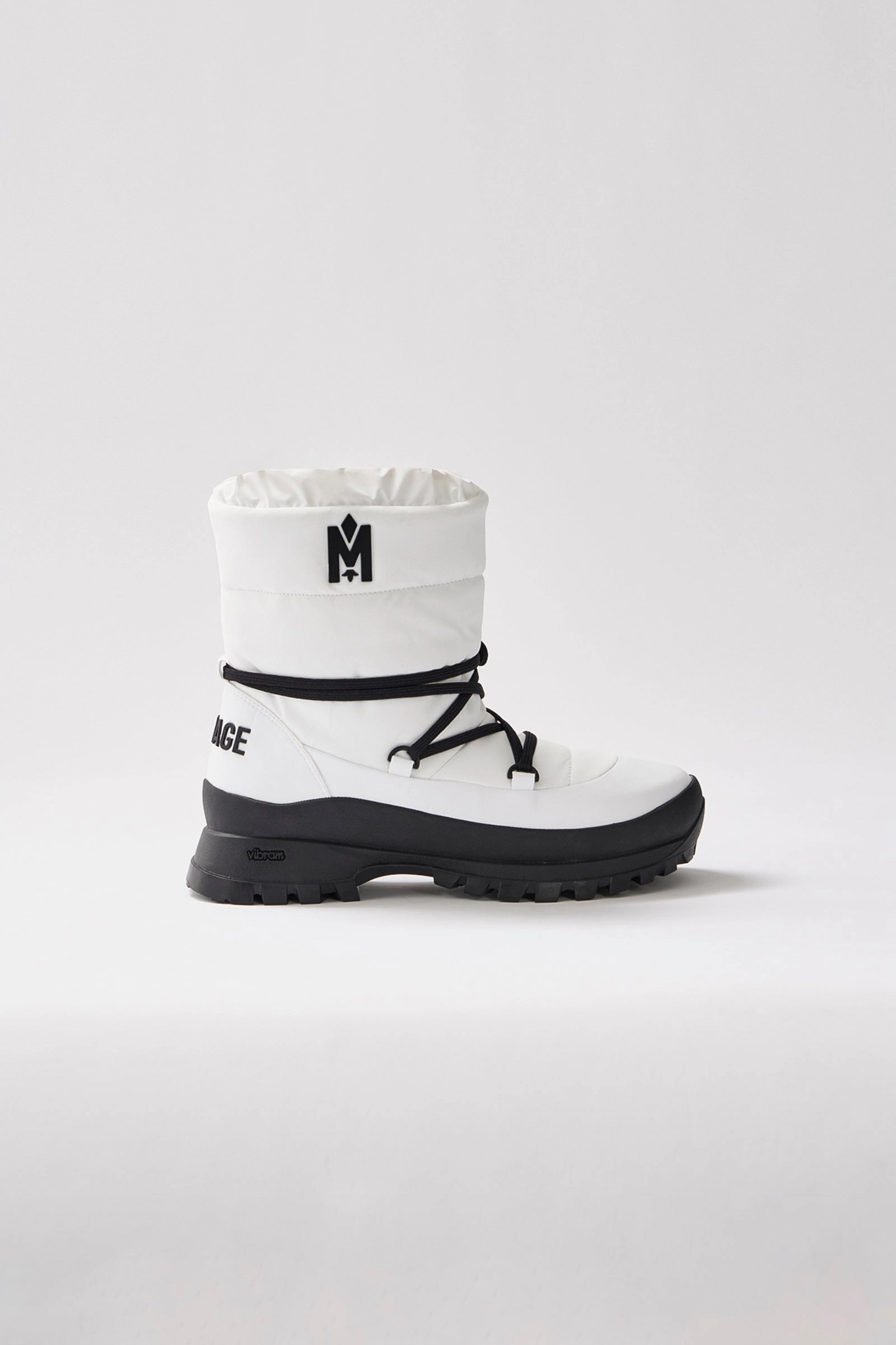 CONQUER Everyday Boots