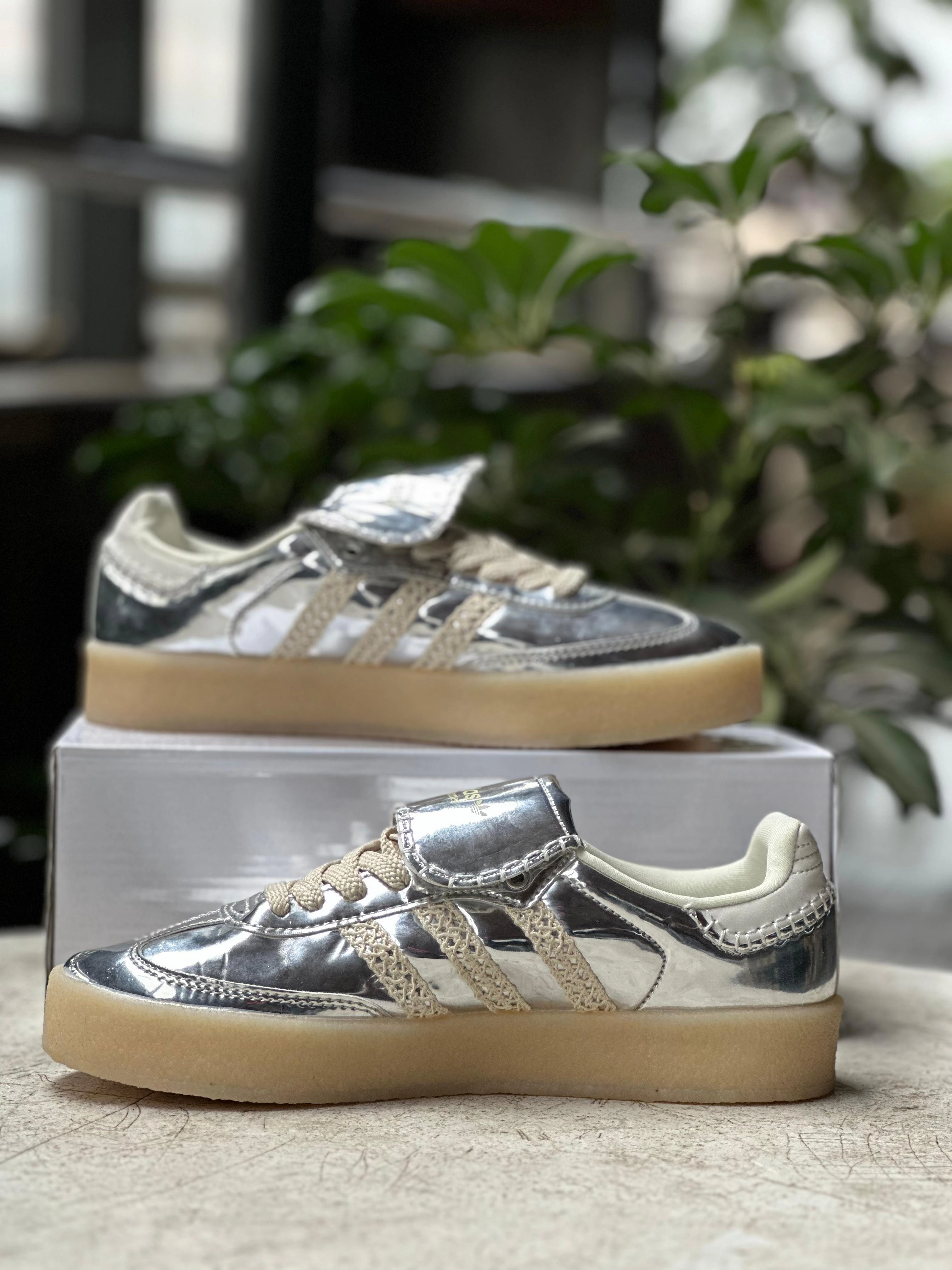 Sneakers For Braces Adidas x Wales Bonner Samba Metallic Silver Sneakers