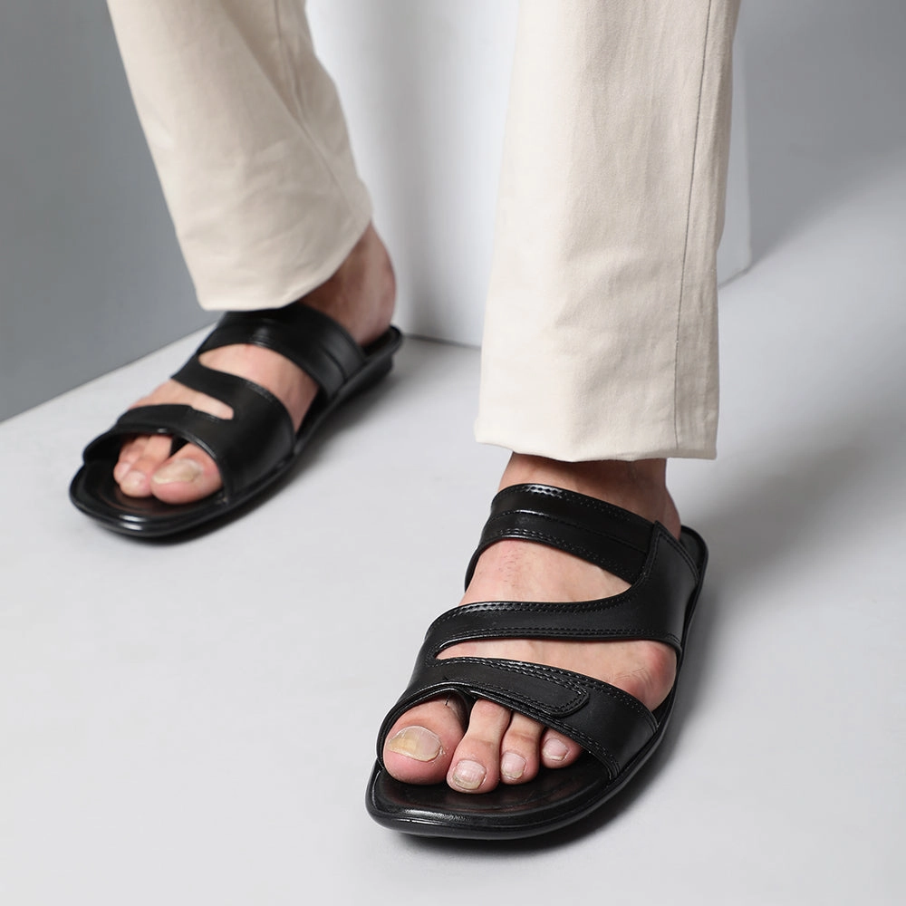 Coolers Casual (Black) Slippers For Men COOL99-13 By Liberty Slppers Fur