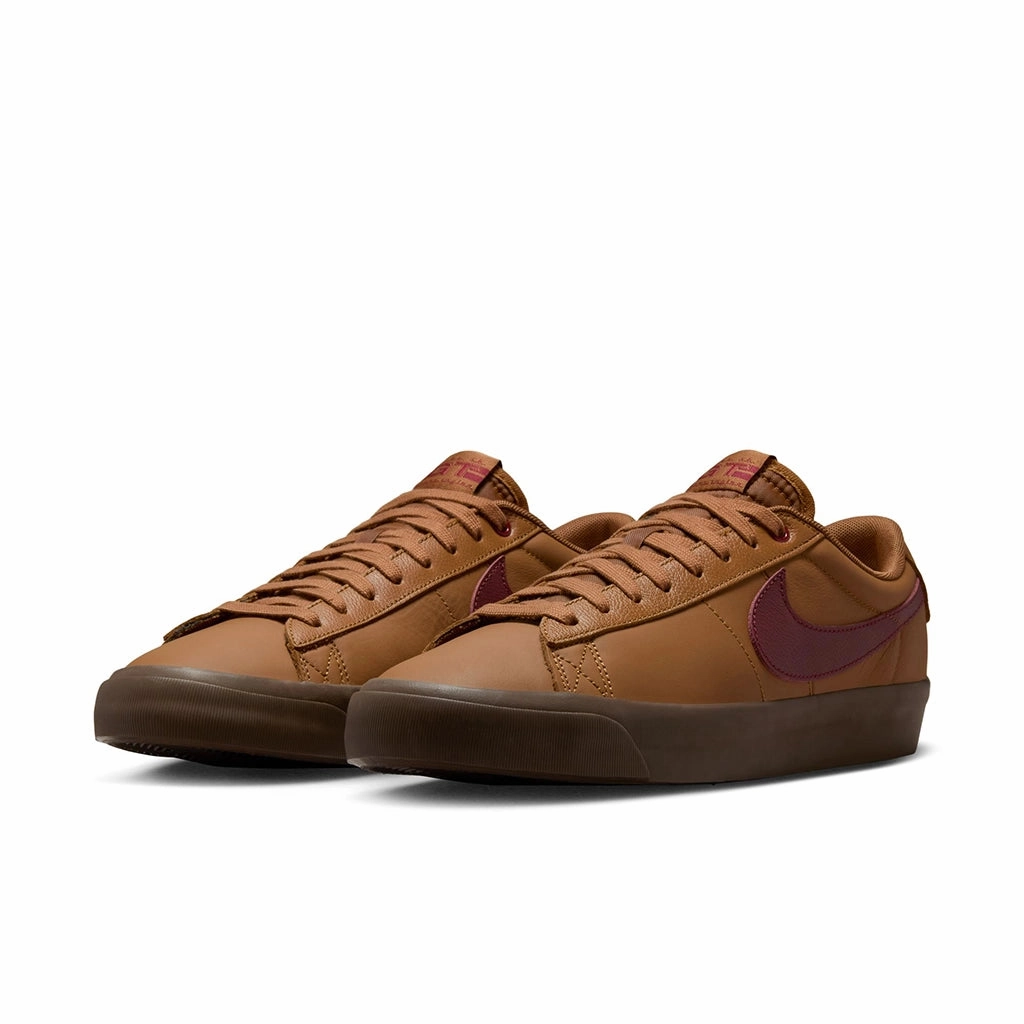 Nike SB Zoom Blazer Low Pro GT Shoes Nike Extra Extra Wide Shoes