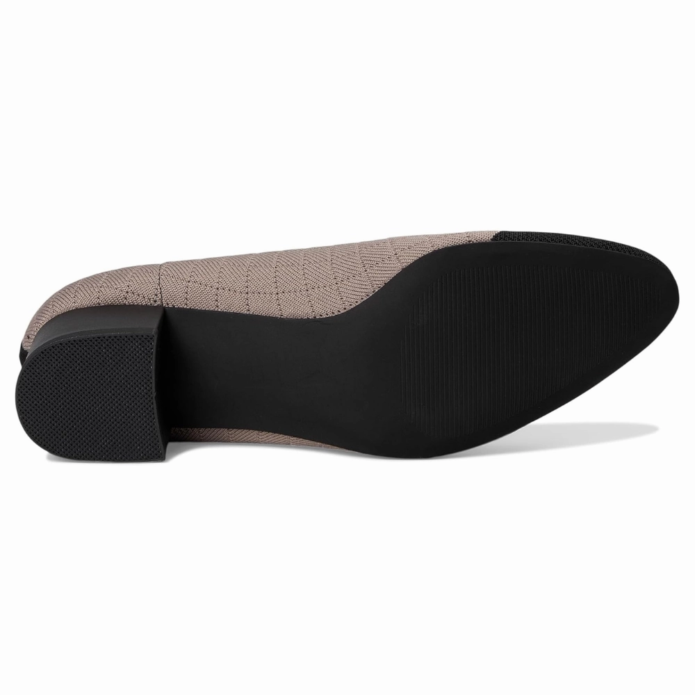 David Tate Carla Taupe/Black Stretch Pump (Women's)