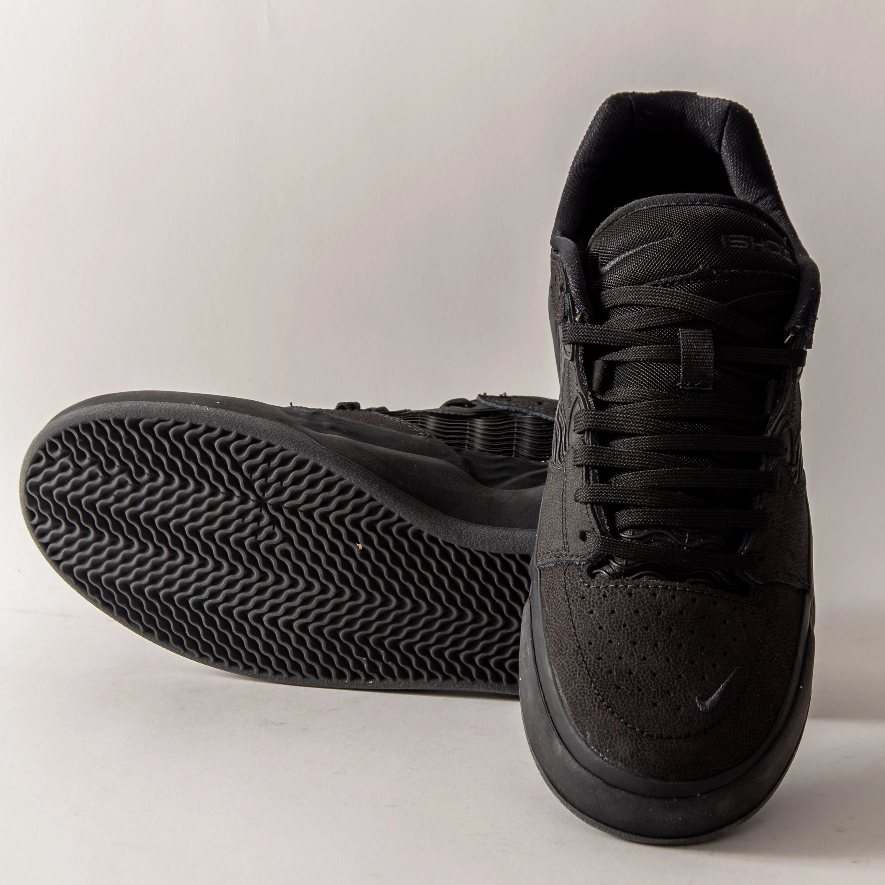 Nike SB - Ishod PRM L (Black/Black) Fusion Nitro Team Basketball Shoes
