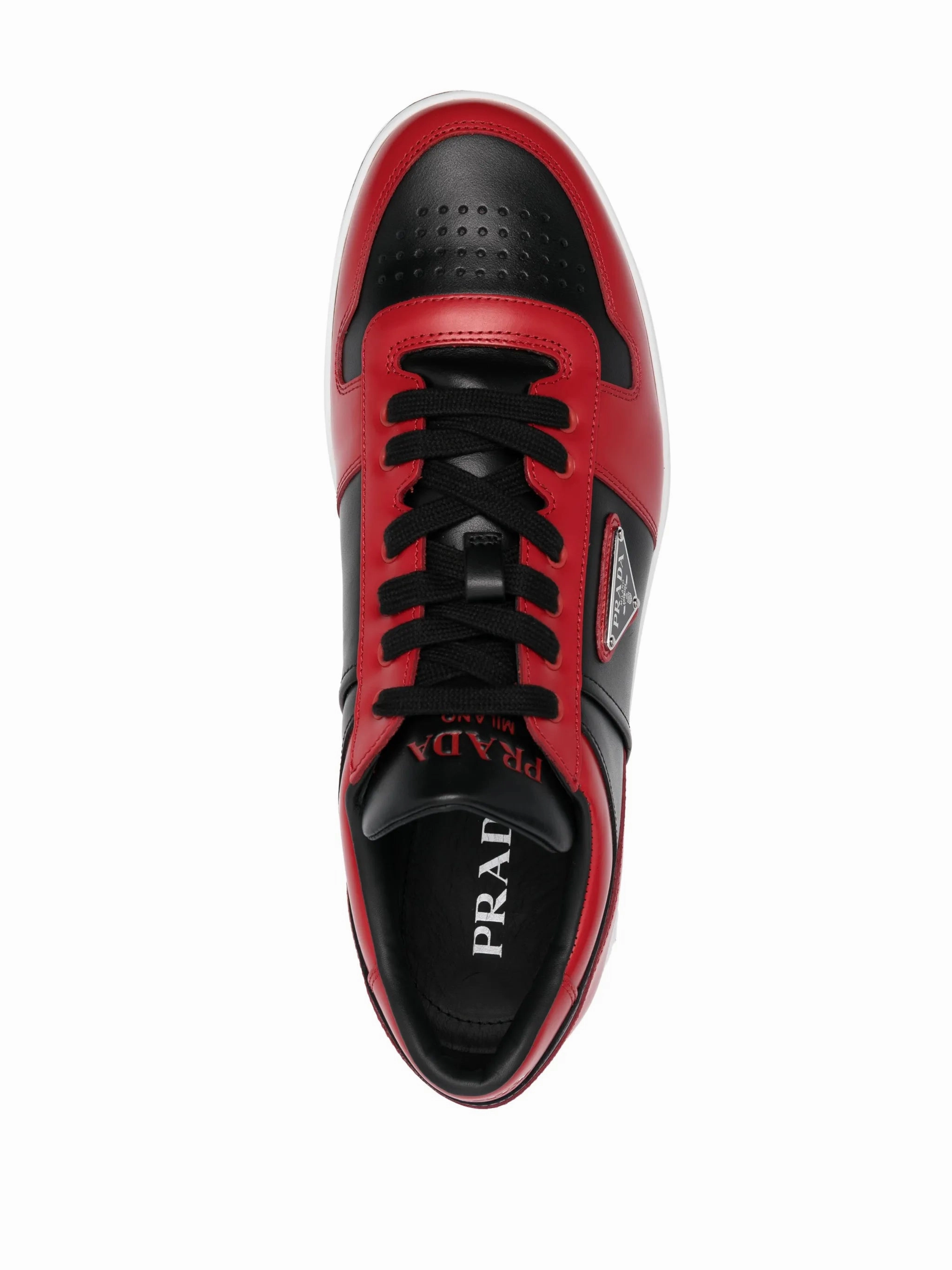 Wearing Flat Shoes Downtown low-top sneakers