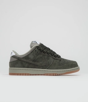 Air Max Nike Tennis Shoes Nike SB Dunk Low Pro B Shoes - Sequoia / Sequoia - Light Army - White