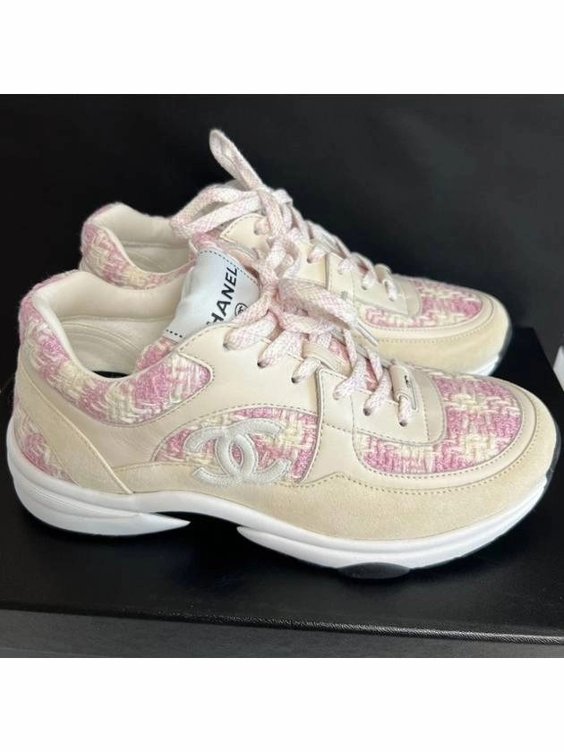 Ultra Boost Sneakers CC Logo Cotton Tweed Suede Calfskin Low Top Sneakers Pink Ecru Chanel