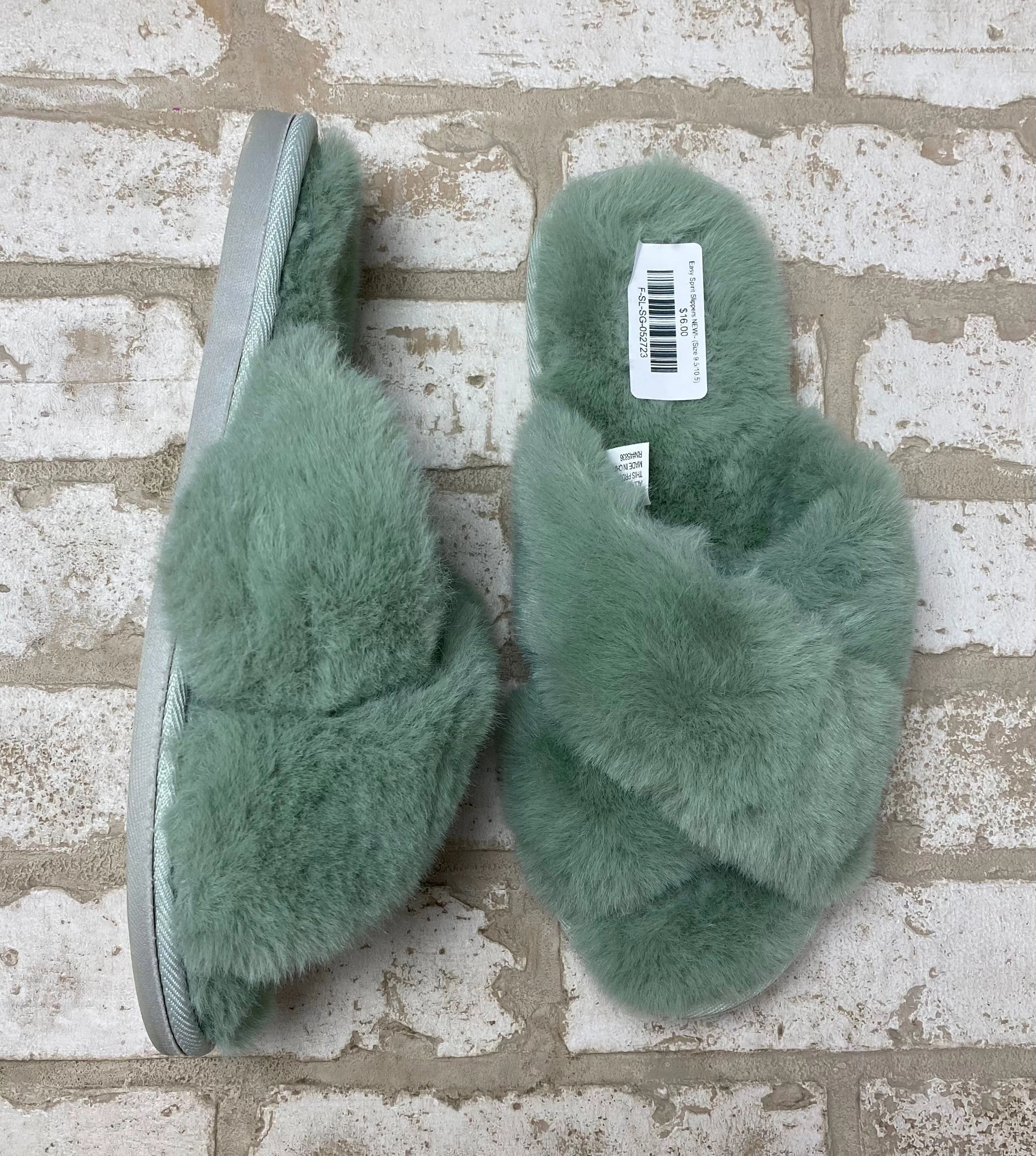 Easy Spirit Slippers NEW!- (Size 9.5/10.5) Scuff Leather Slippers