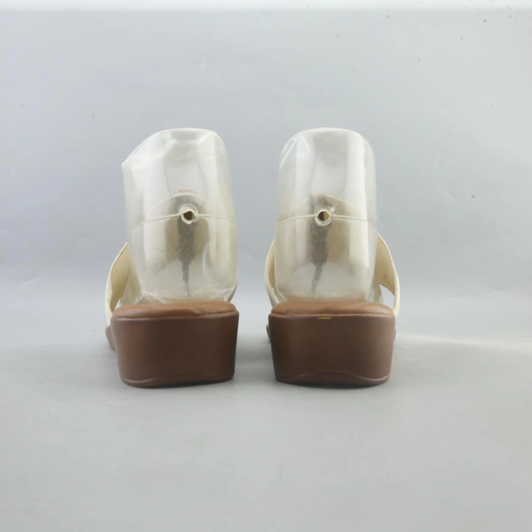 LAUREN BLAKWELL . Ugg Infant Slippers