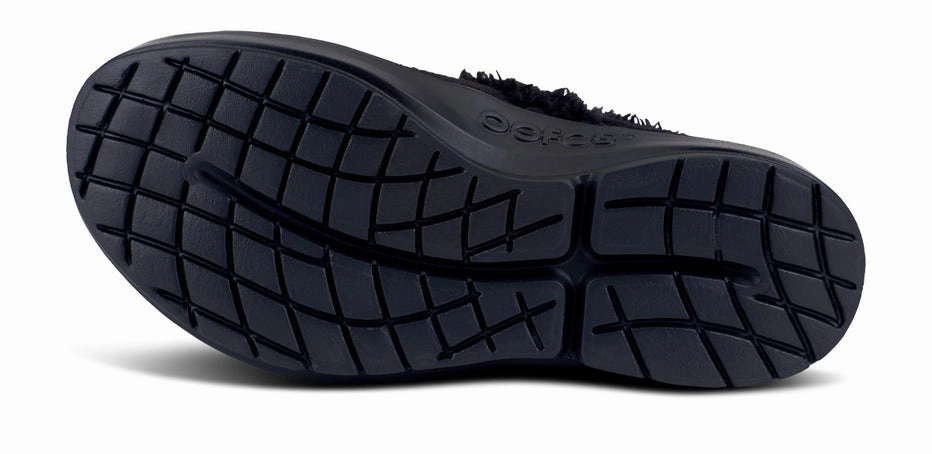OOFOS 5274 OOCOOZIE   - BLACK Fuzzy Boot Slippers