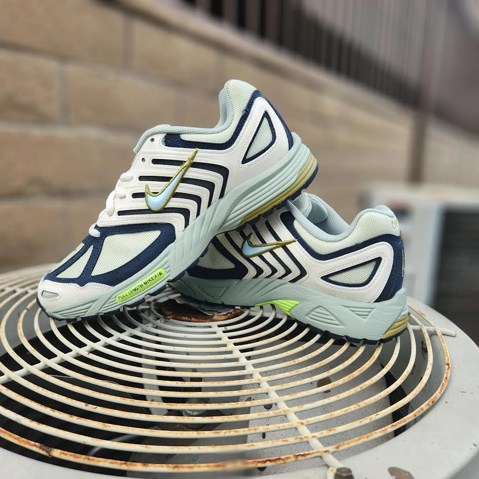 Nike Air Pegasus 2005 Nike Shoes For Athletics