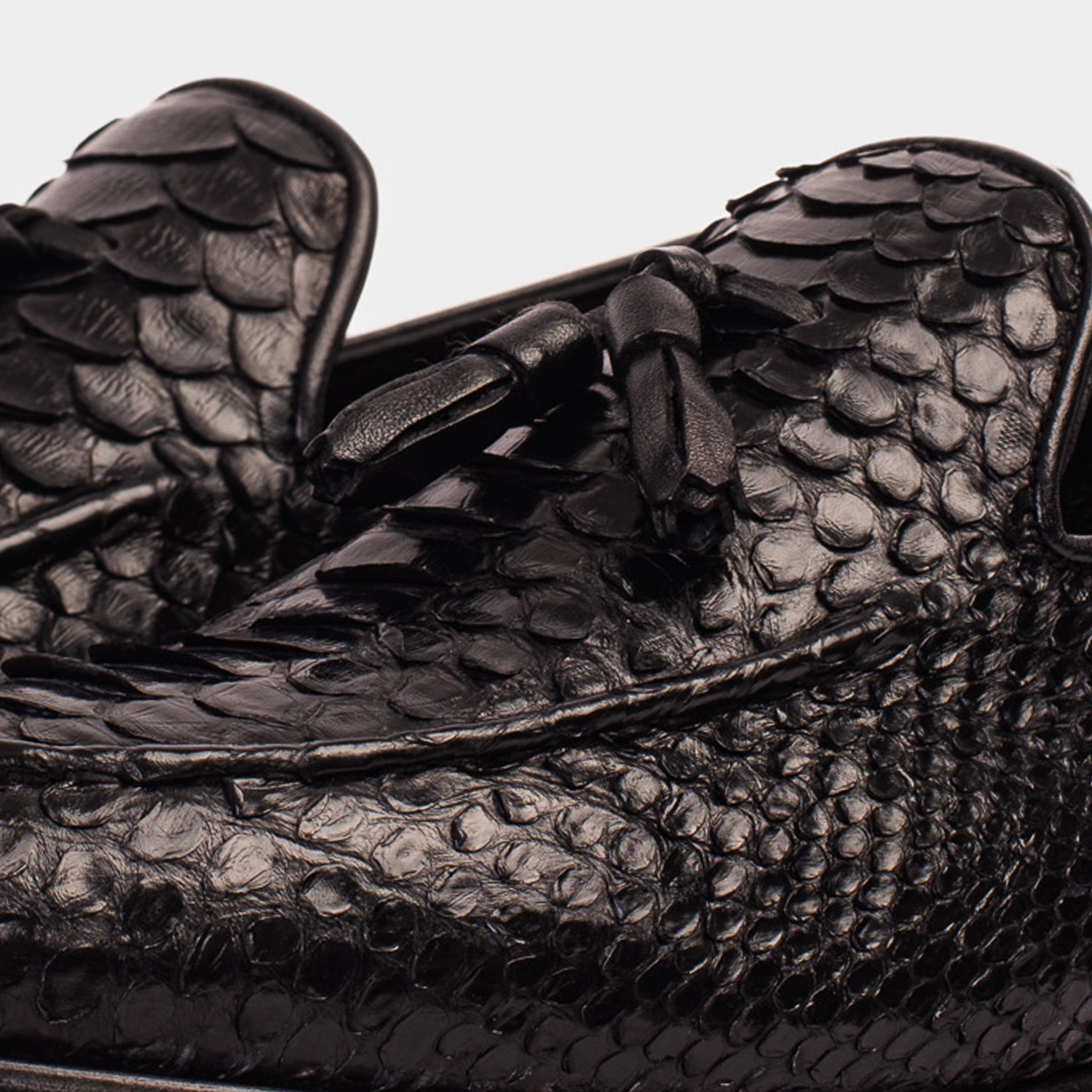 Dress Shoes For Big Guys The Bethesda Black Pyhtn Skin Leather Tassel Loafer Men  Shoe