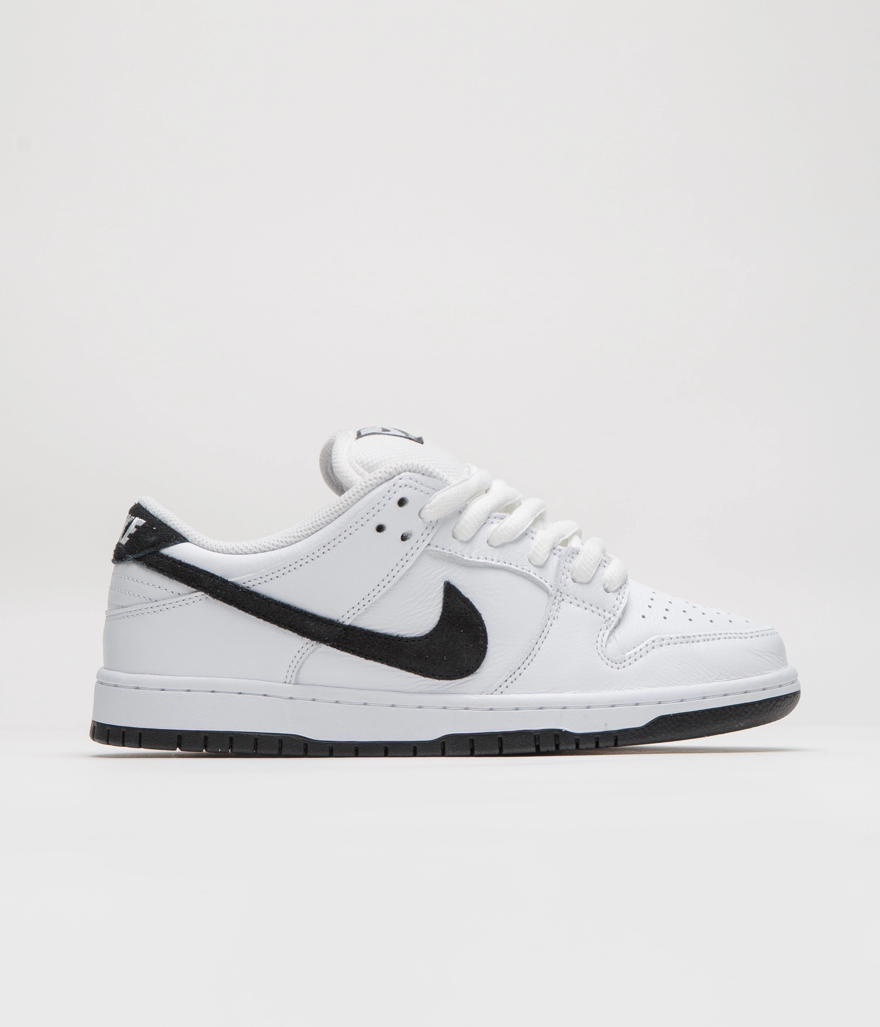 Slip On Nike Shoes Nike SB Dunk Low Pro Shoes - White / Black - White - Black