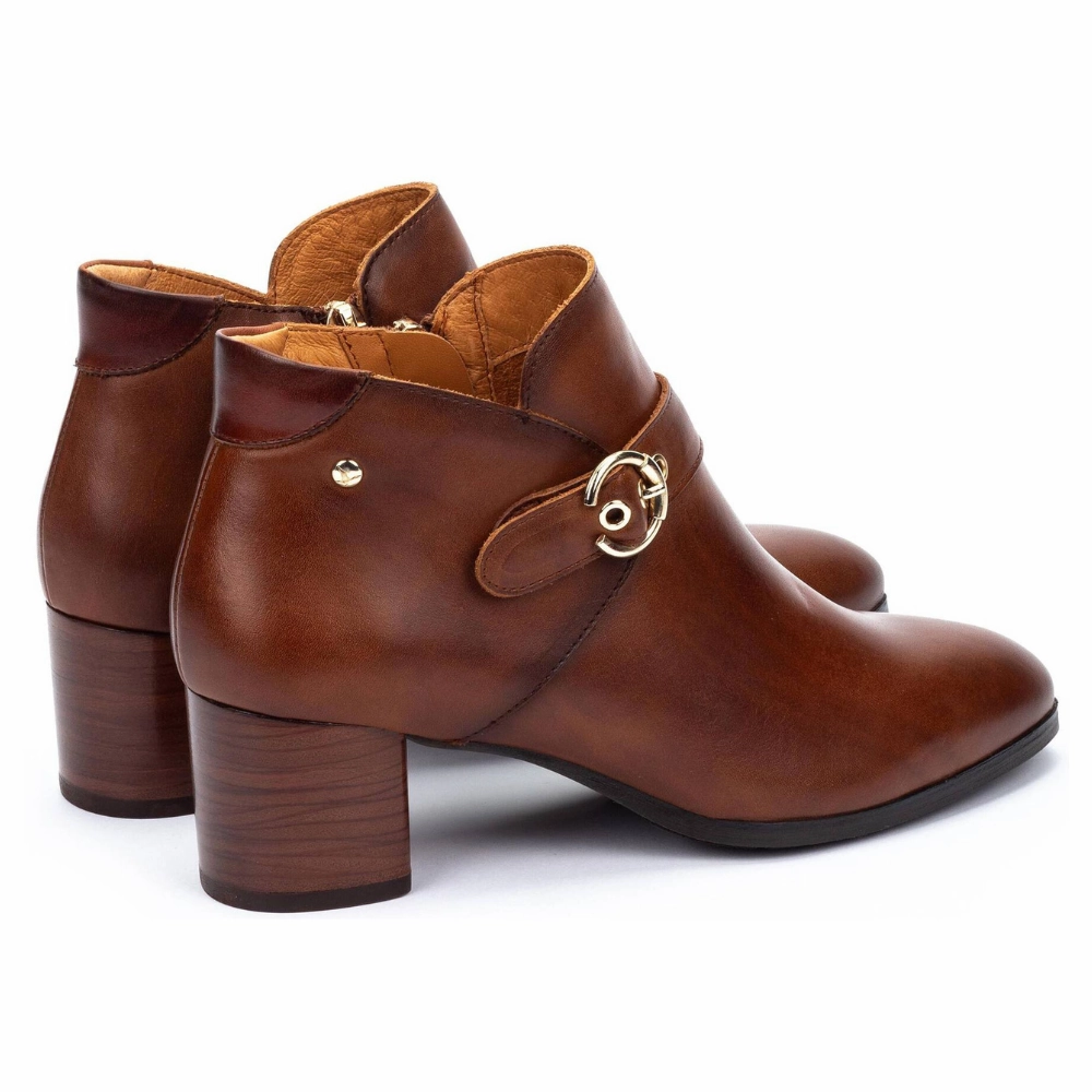 Pikolinos Calafat 8602C1 Cuero Leather Bootie (Women's) Mt Everest Boots