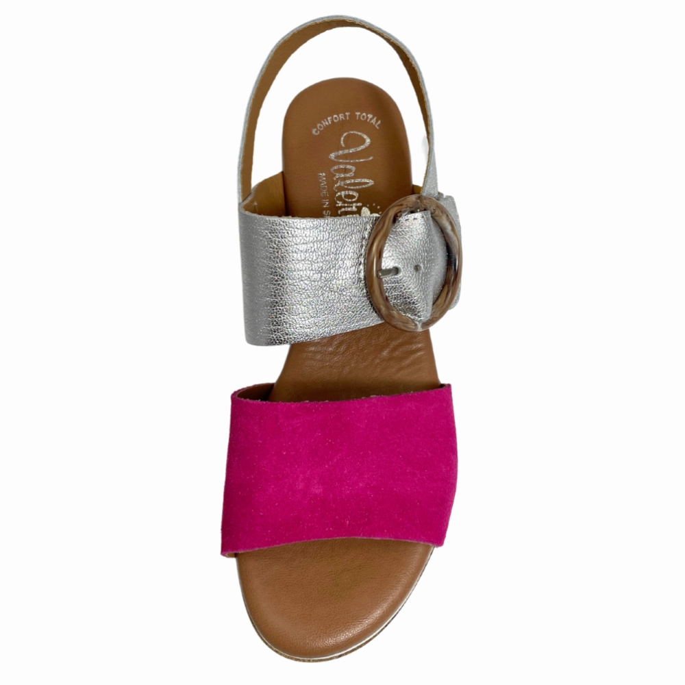 Valeria's Kellyjo Plata Silver Soft Leather Sandal (Women's) Tan Sandals