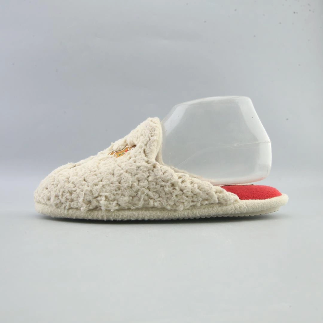 DEARFOAMS  . Fuzzy Tie Dye Slippers