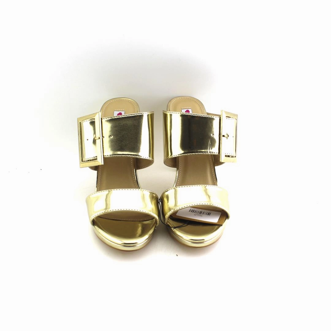 High Heels And Mini Skirts 2 LIPS TOO DAZED