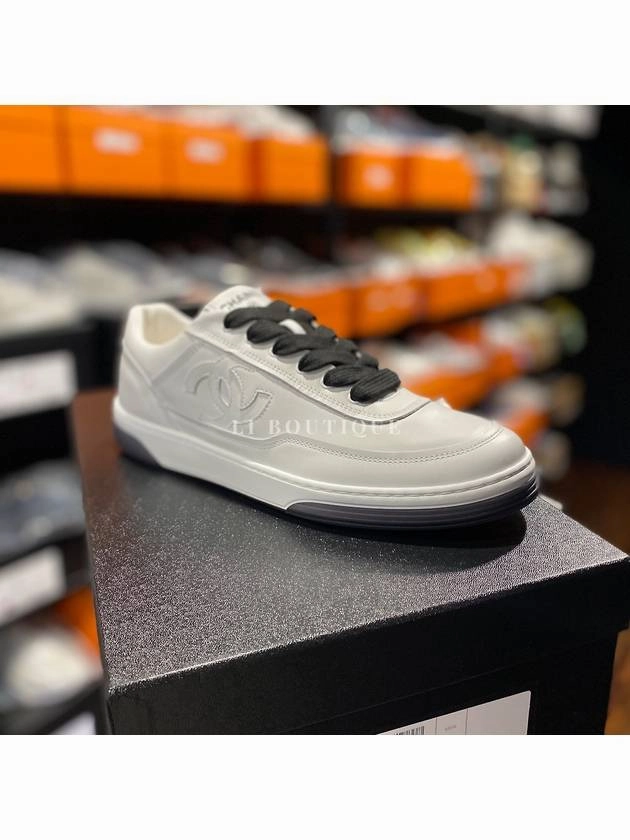 CC Logo Calfskin Low Top Sneakers White Chanel Slide On Sneakers