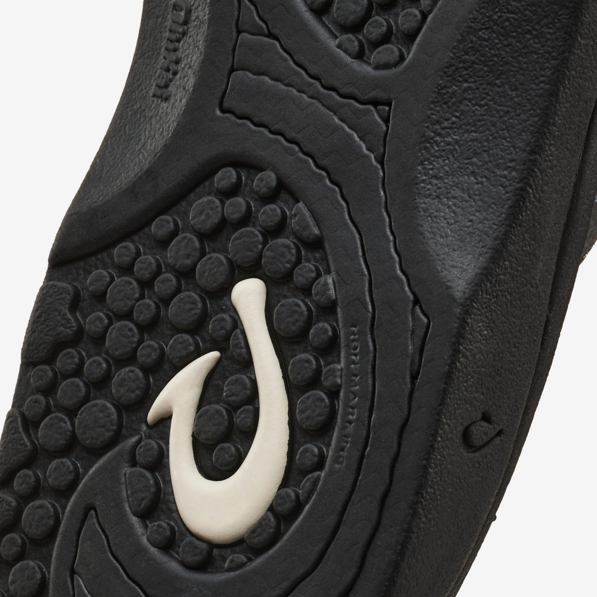 Sandals Dominican Hokua - Pavement